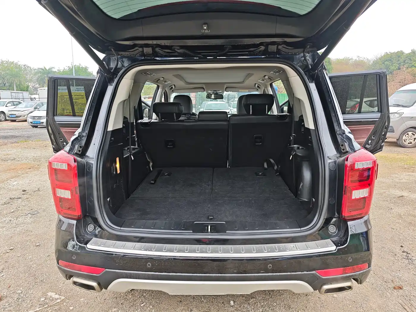 GAC Trumpchi Trumpchi GS8 2017 320T 2WD Luxury Smart Connect (7-seater) фото 11