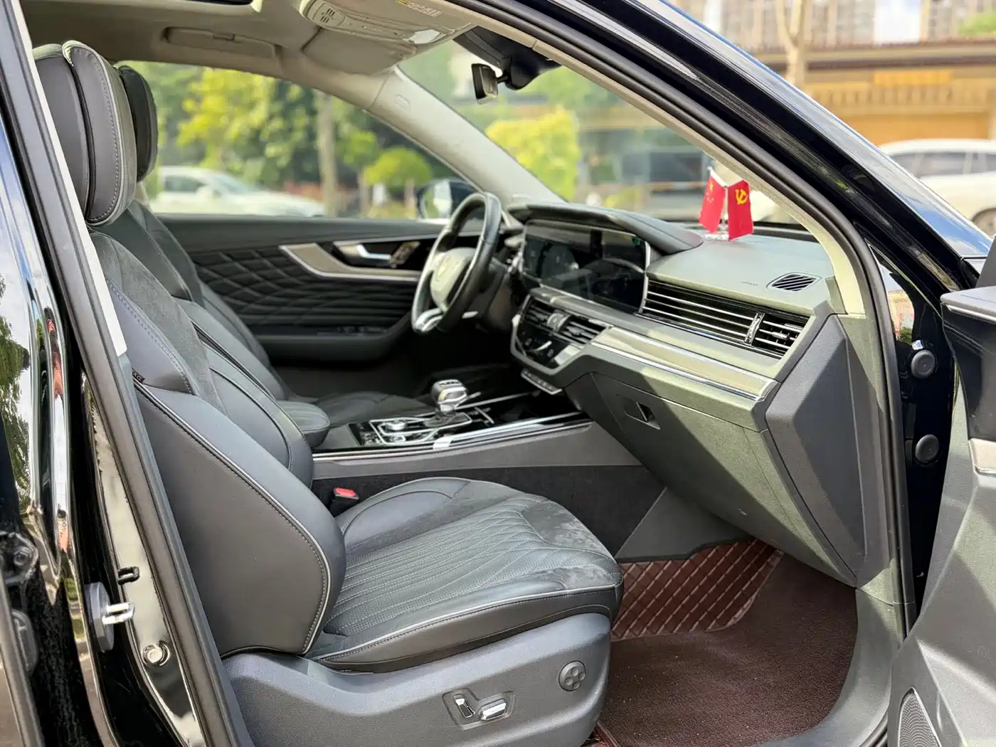 Hongqi HS5 2022 2.0T Smart Connect Flagship AWD Edition фото 13