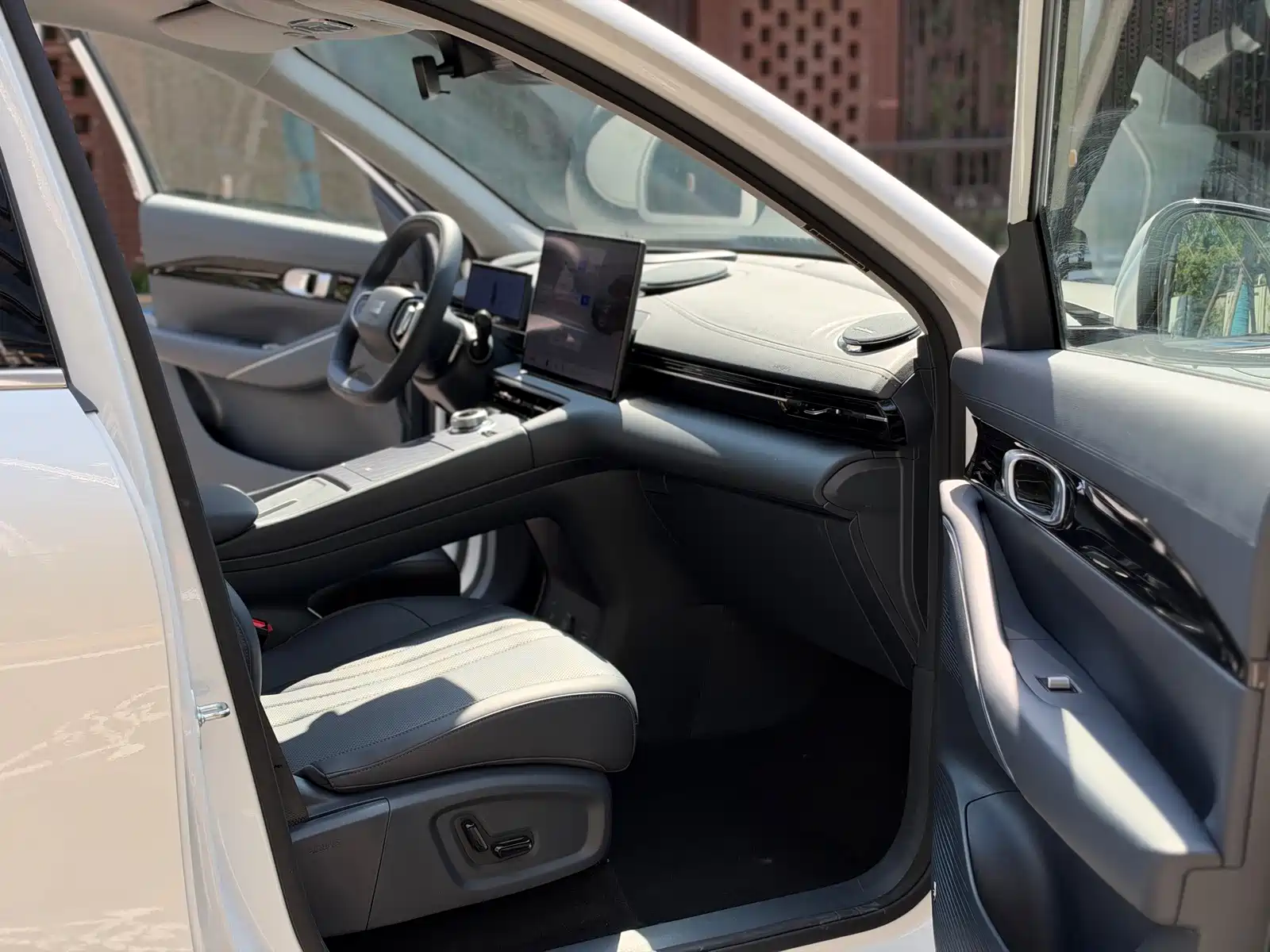 Фото 7 - Geely Galaxy Galaxy E5