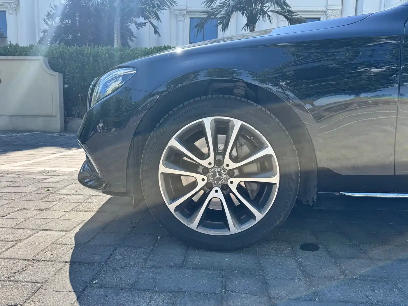 Mercedes-Benz E-Class 2019 E 300 L Fashion фото 4
