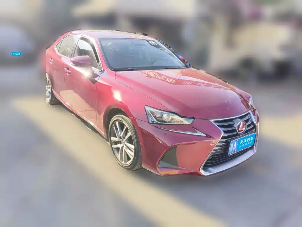 Lexus IS 2018 2017 300 Fashion Edition