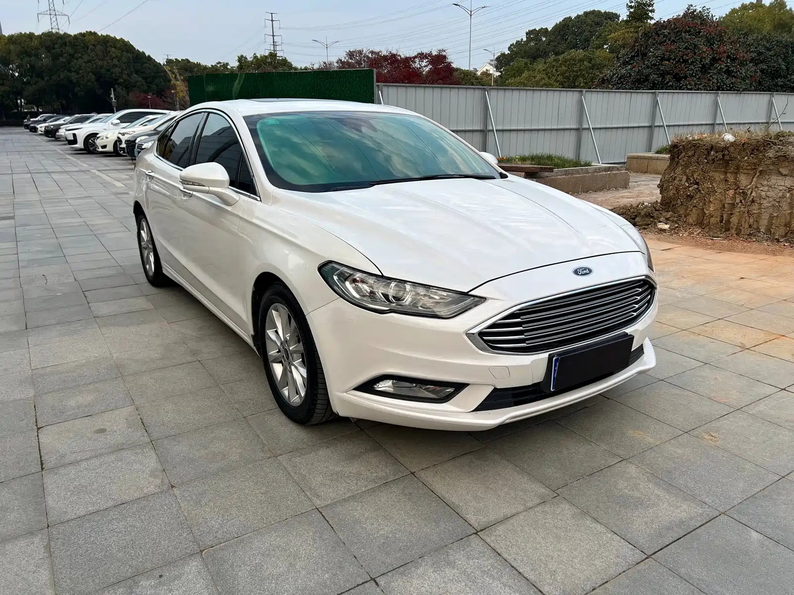 Фото 3 - Ford Mondeo
