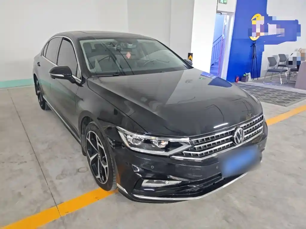 Фото 4 - Volkswagen Magotan