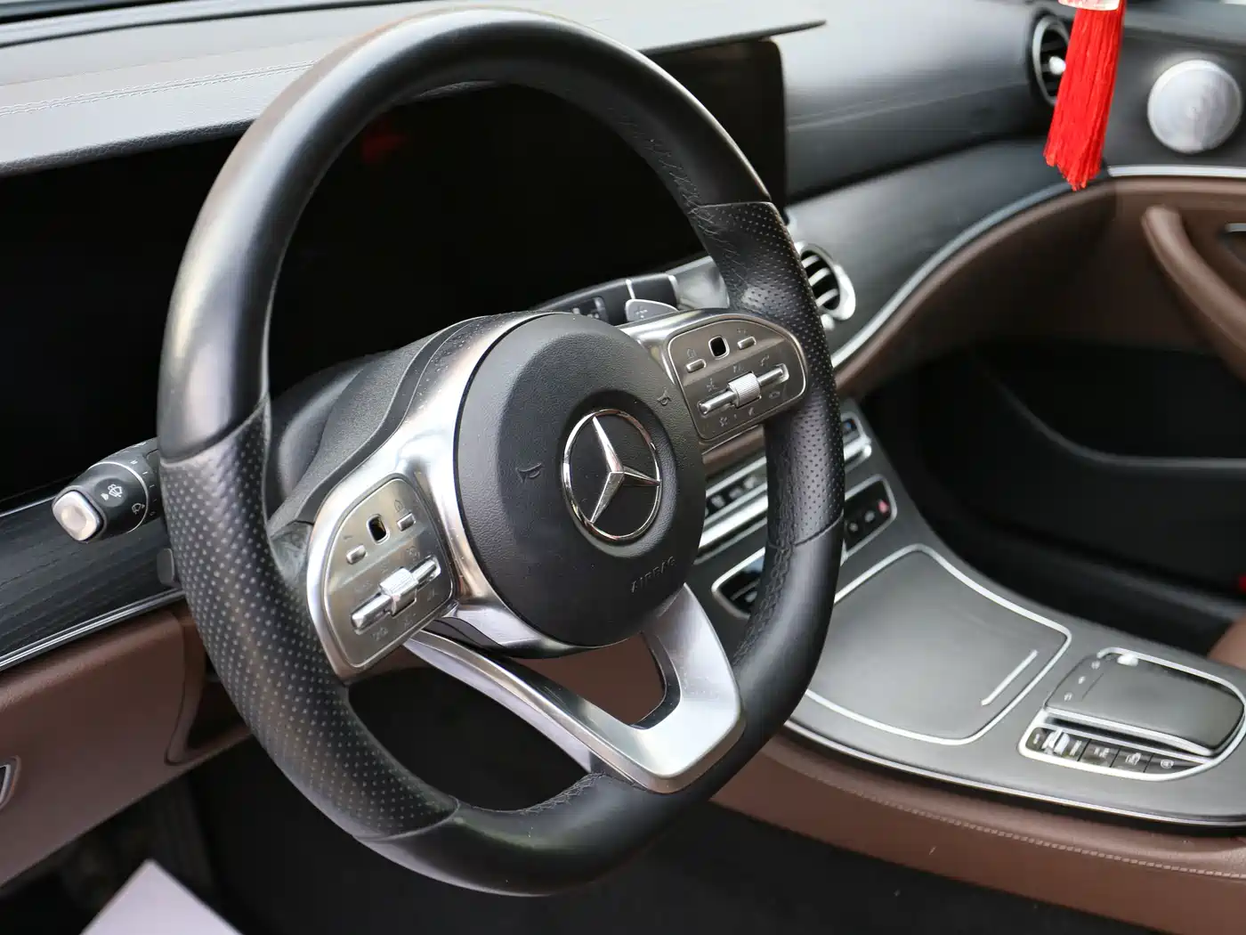 Mercedes-Benz E-Class 2019 Facelift E 300 L Sport Fashion фото 10