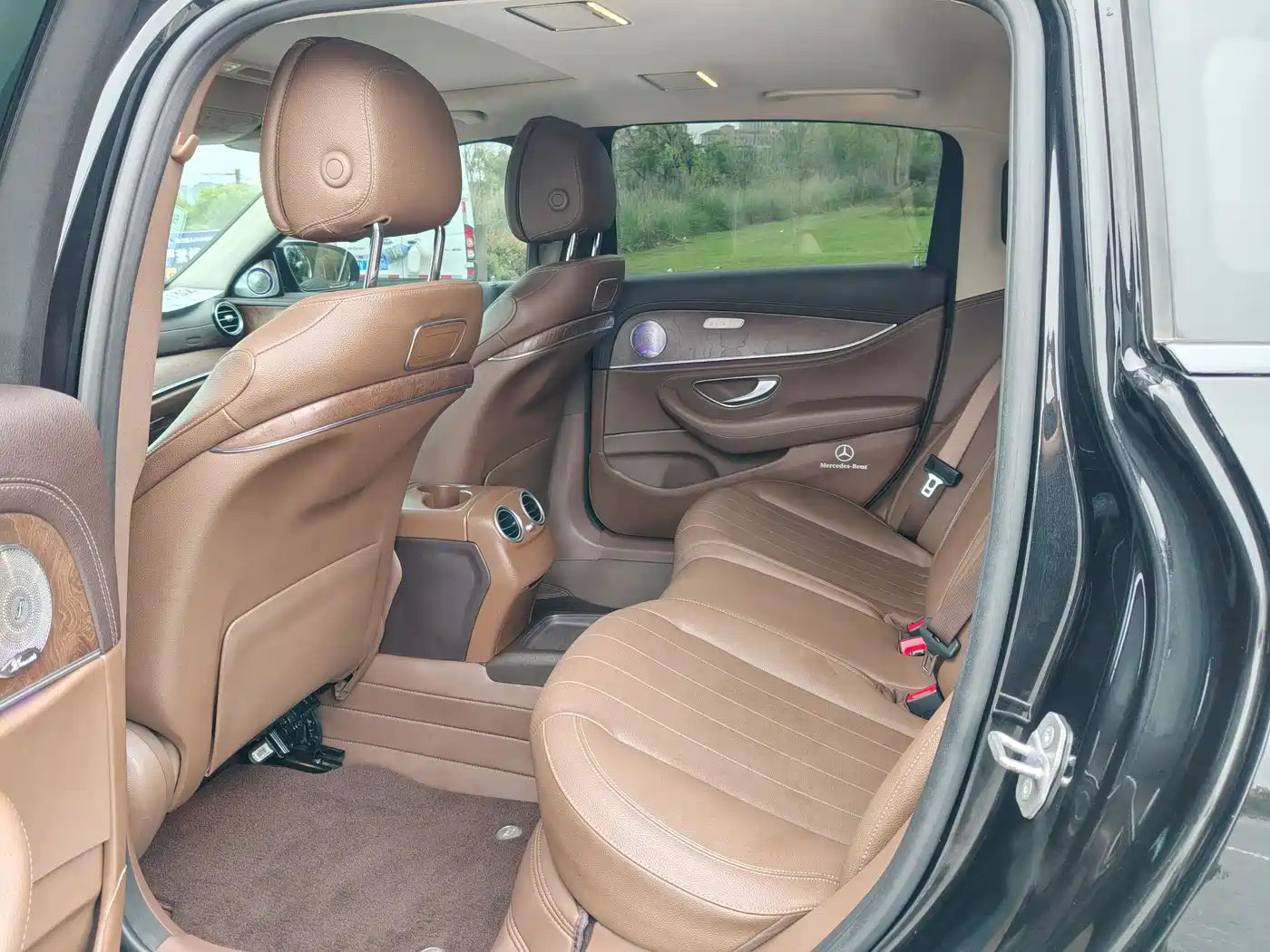 Mercedes-Benz E-Class 2018 Facelift E 200 L фото 8