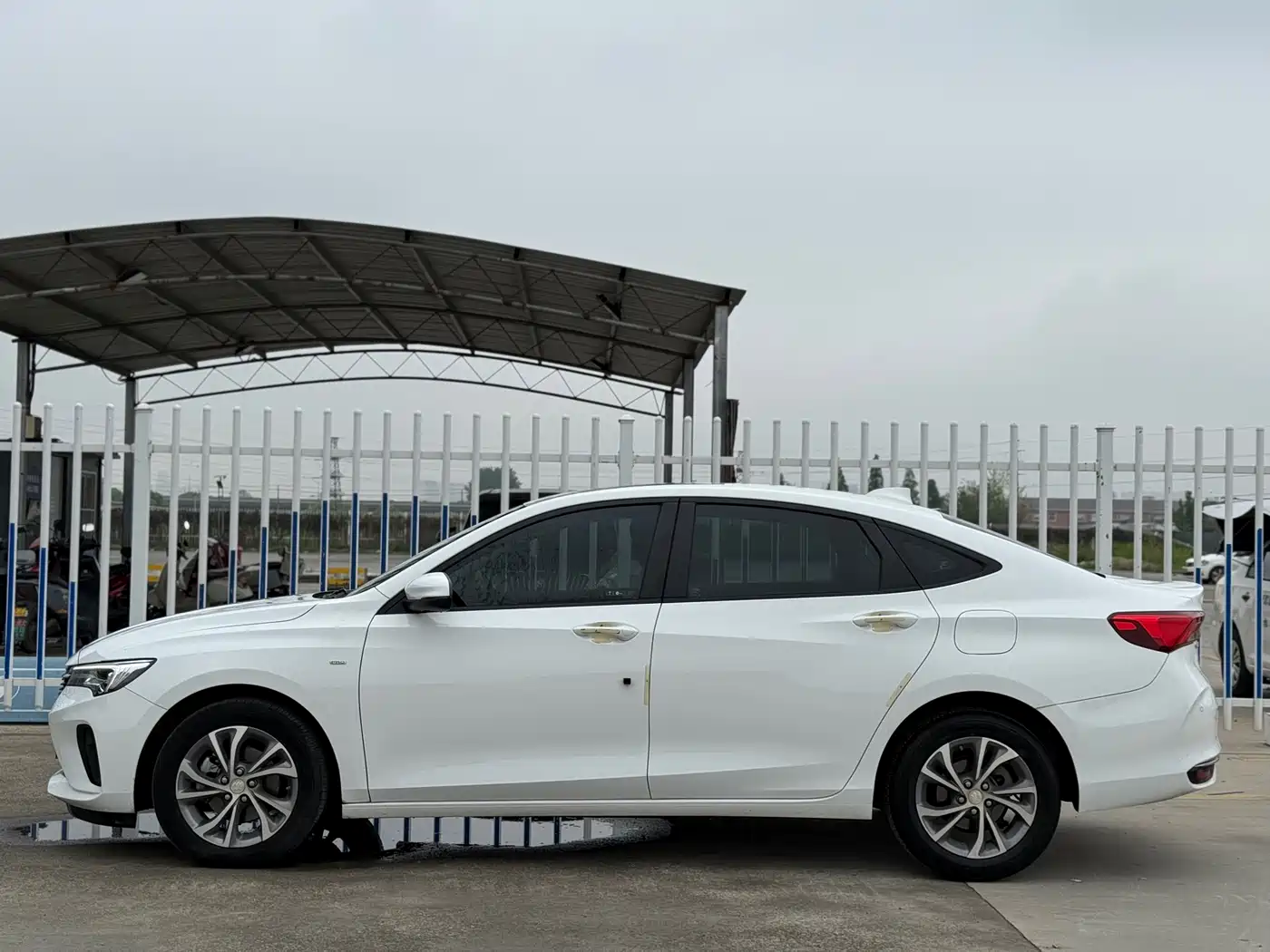 Buick Verano 2023 Pro Joy Edition фото 3