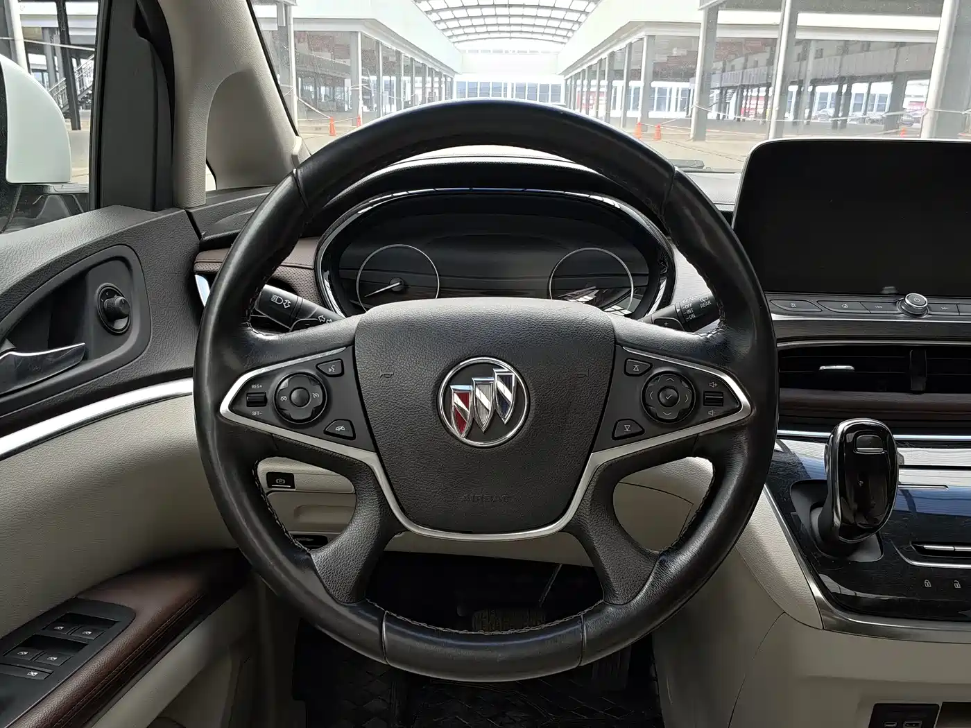 Buick GL8 2021 Land Business Class 652T Luxury фото 8