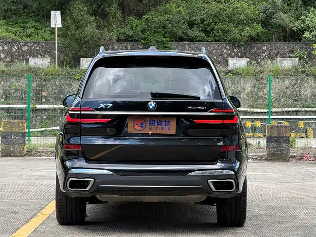 BMW X7 2023 xDrive40i Exclusive M Sport Package — фото 4