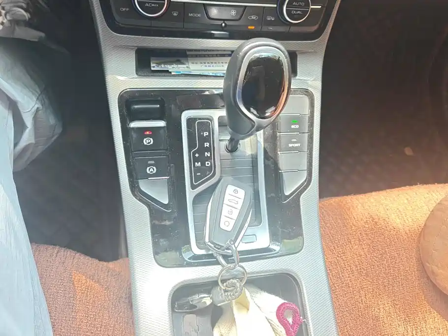 Geely Emgrand GL 2020 2020 1.4T CVT Asian Games Edition