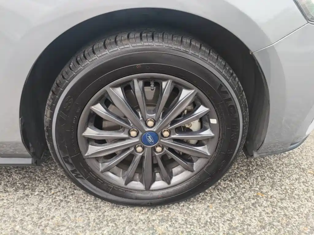 Ford Focus 2023 2022 Sedan EcoBoost 180 Auto Speed Edition