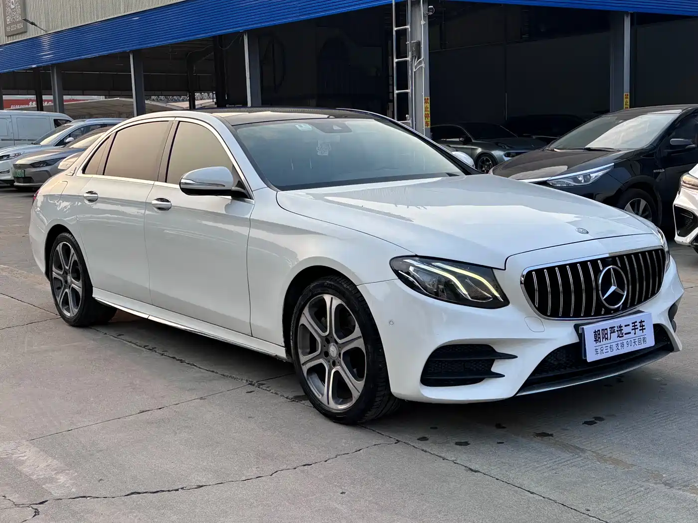 Mercedes-Benz E-Class 2016 E 300 L Sport Fashion Type фото 3