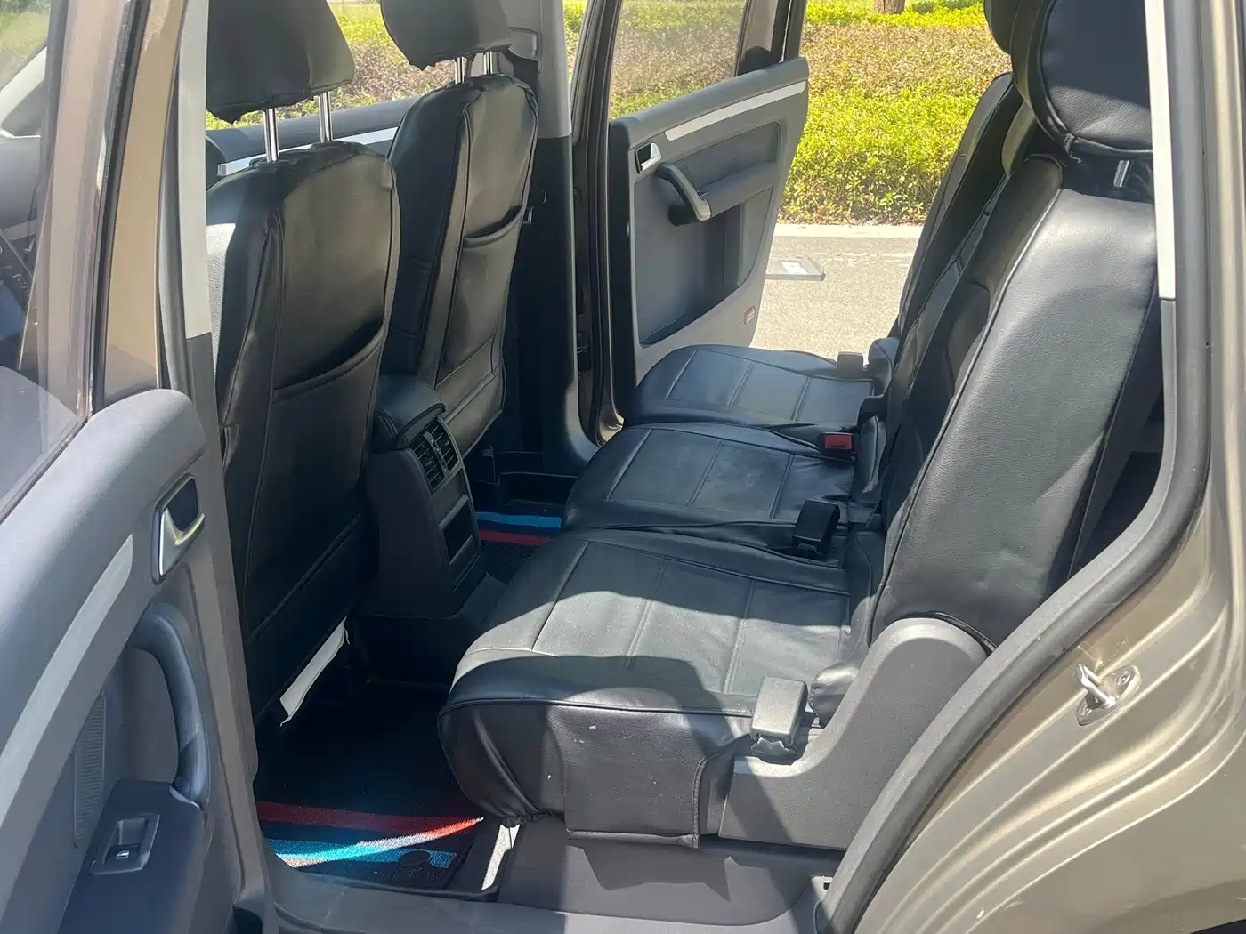 Фото 9 - Volkswagen Touran
