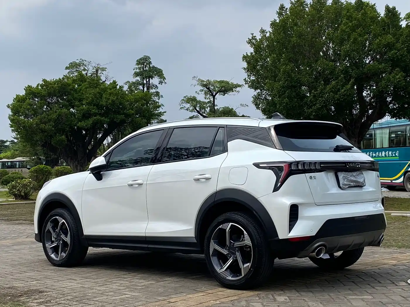 Lynk & Co 06 2023 Remix 1.5T Power Halo фото 19