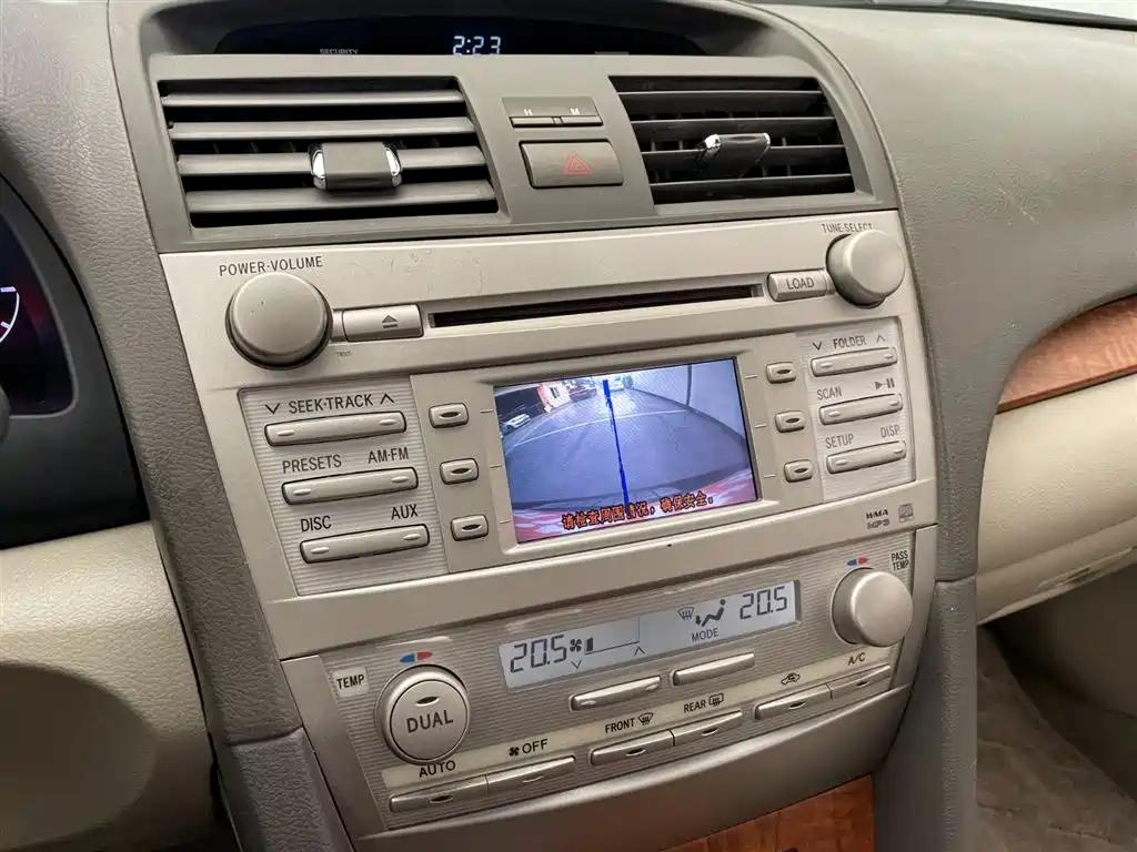 Toyota Camry 2011 240G Classic Anniversary Edition фото 12