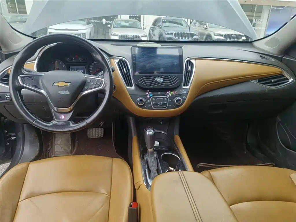 Chevrolet Malibu XL 2017 1.5T Auto Sport Edition фото 10