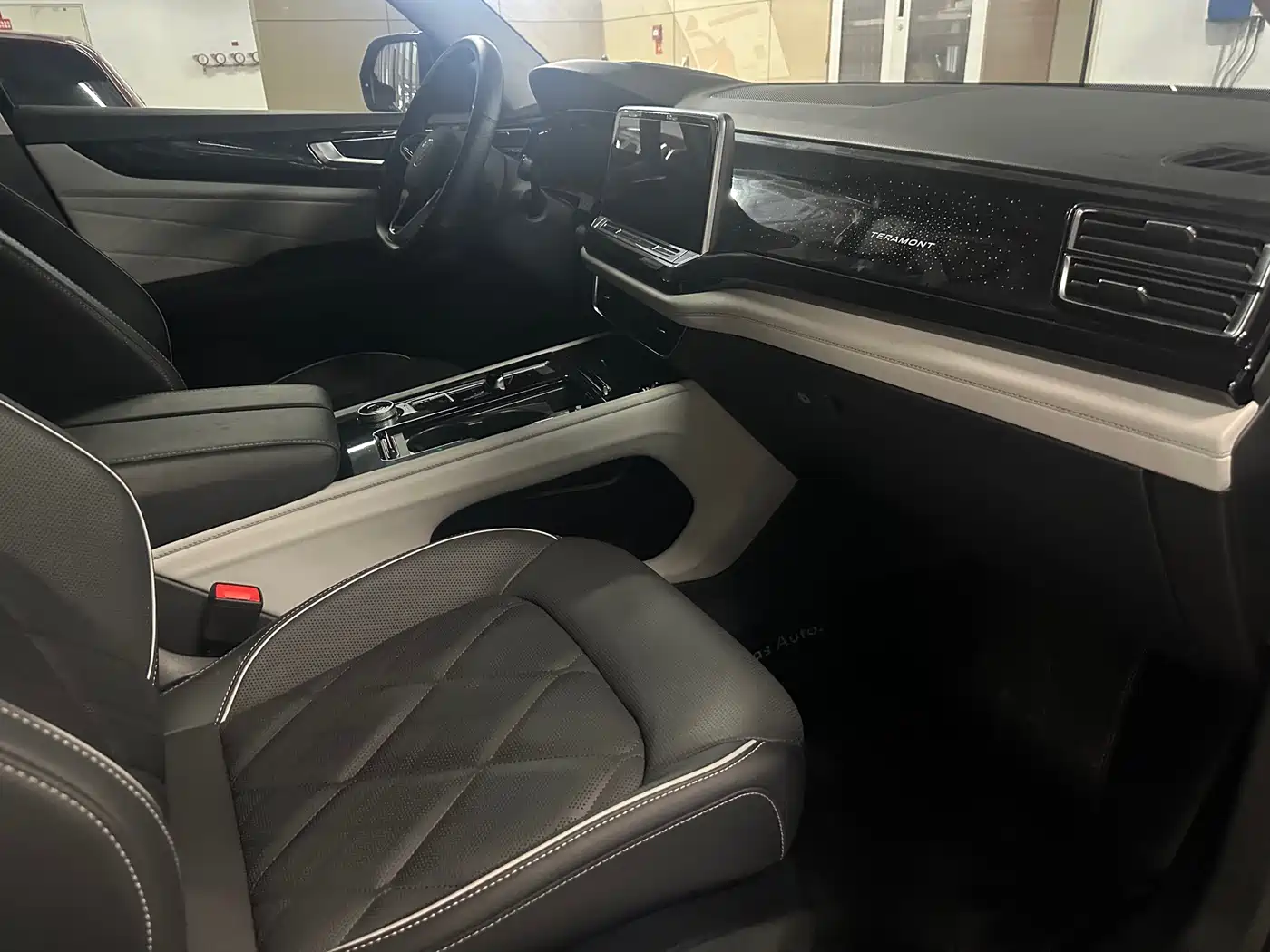 Volkswagen Teramont 2023 380TSI AWD Premium Flagship Edition фото 7
