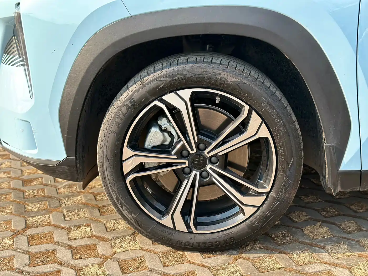 GEELY GALAXY GALAXY L7