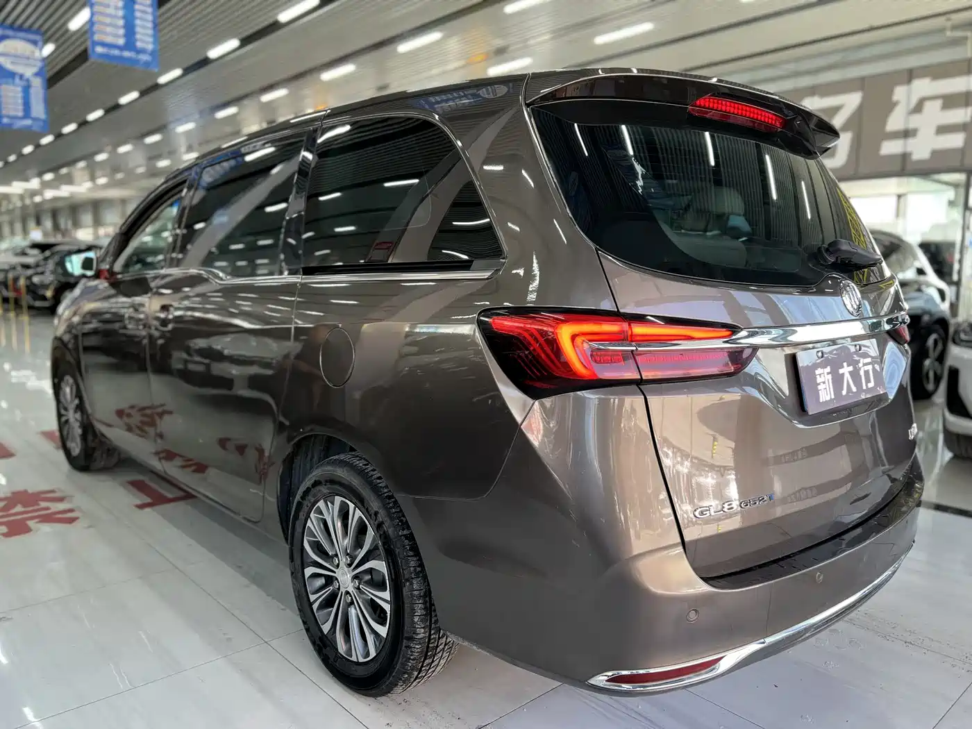 BUICK GL8