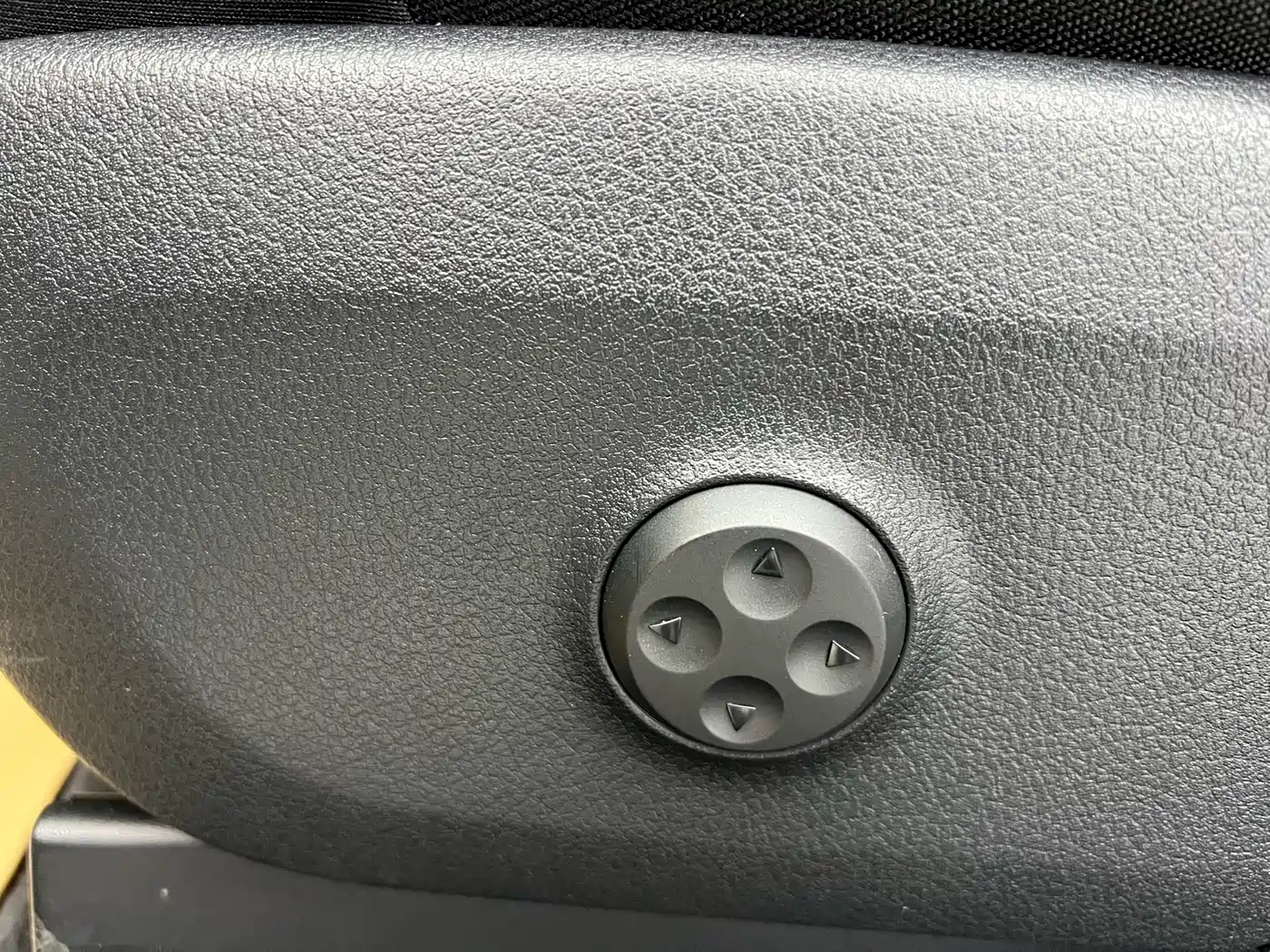 MERCEDES-BENZ EQS SUV