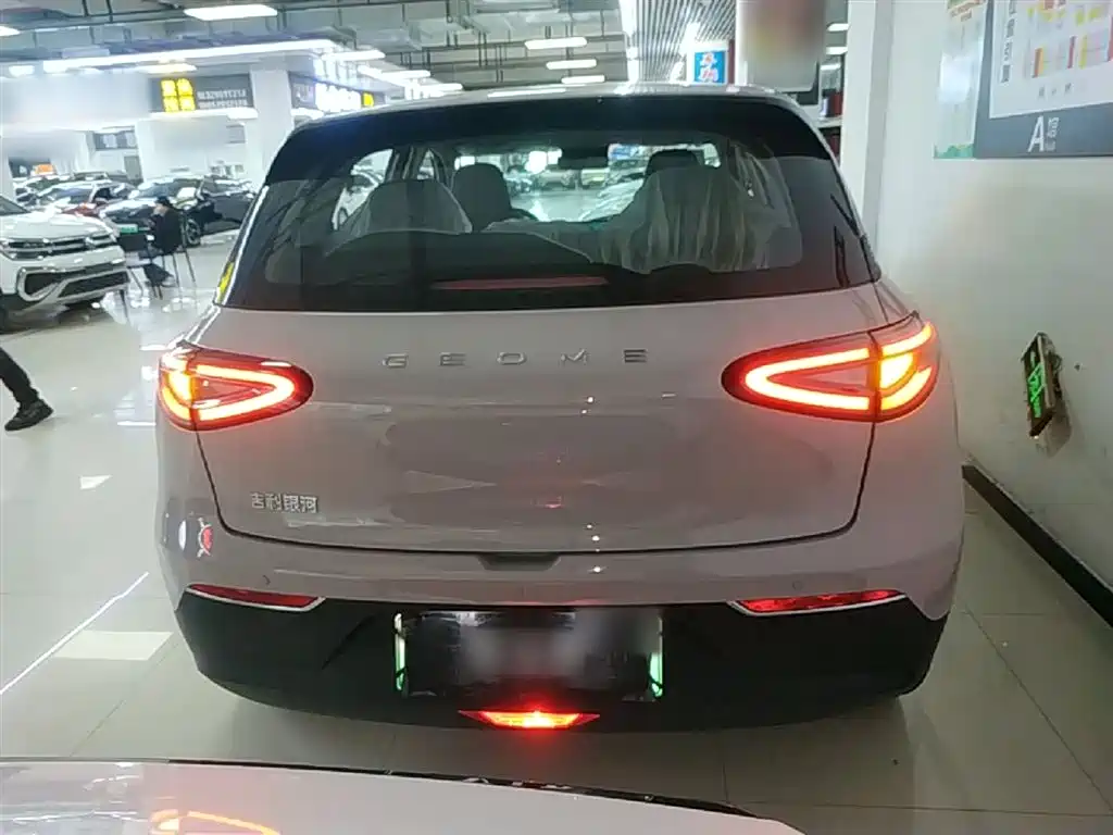Geely Galaxy Starry Wish 2026 Edition 310km Youth Version фото 6