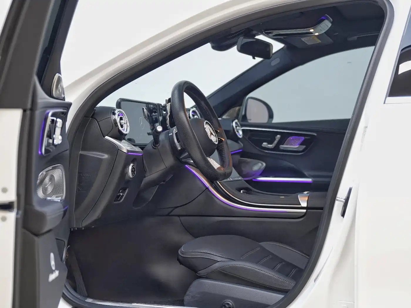 Mercedes-Benz C-Class 2025 C 260 L Sport Edition фото 8