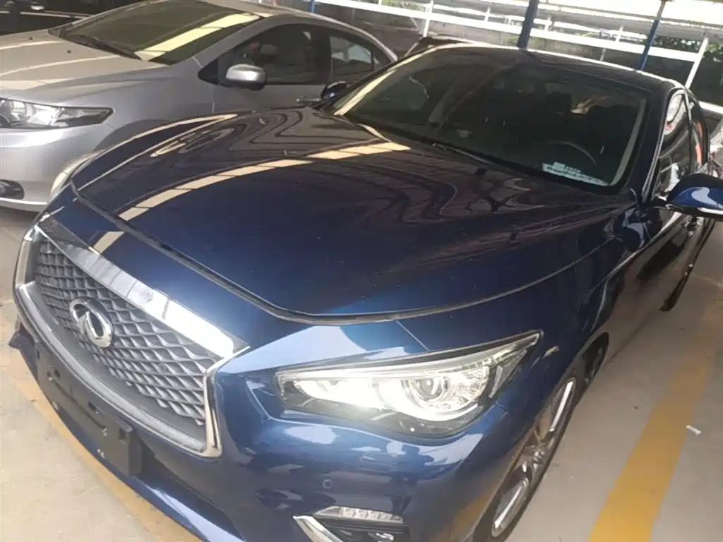 Infiniti Q50L 2018 2.0T Premium Edition (China VI)