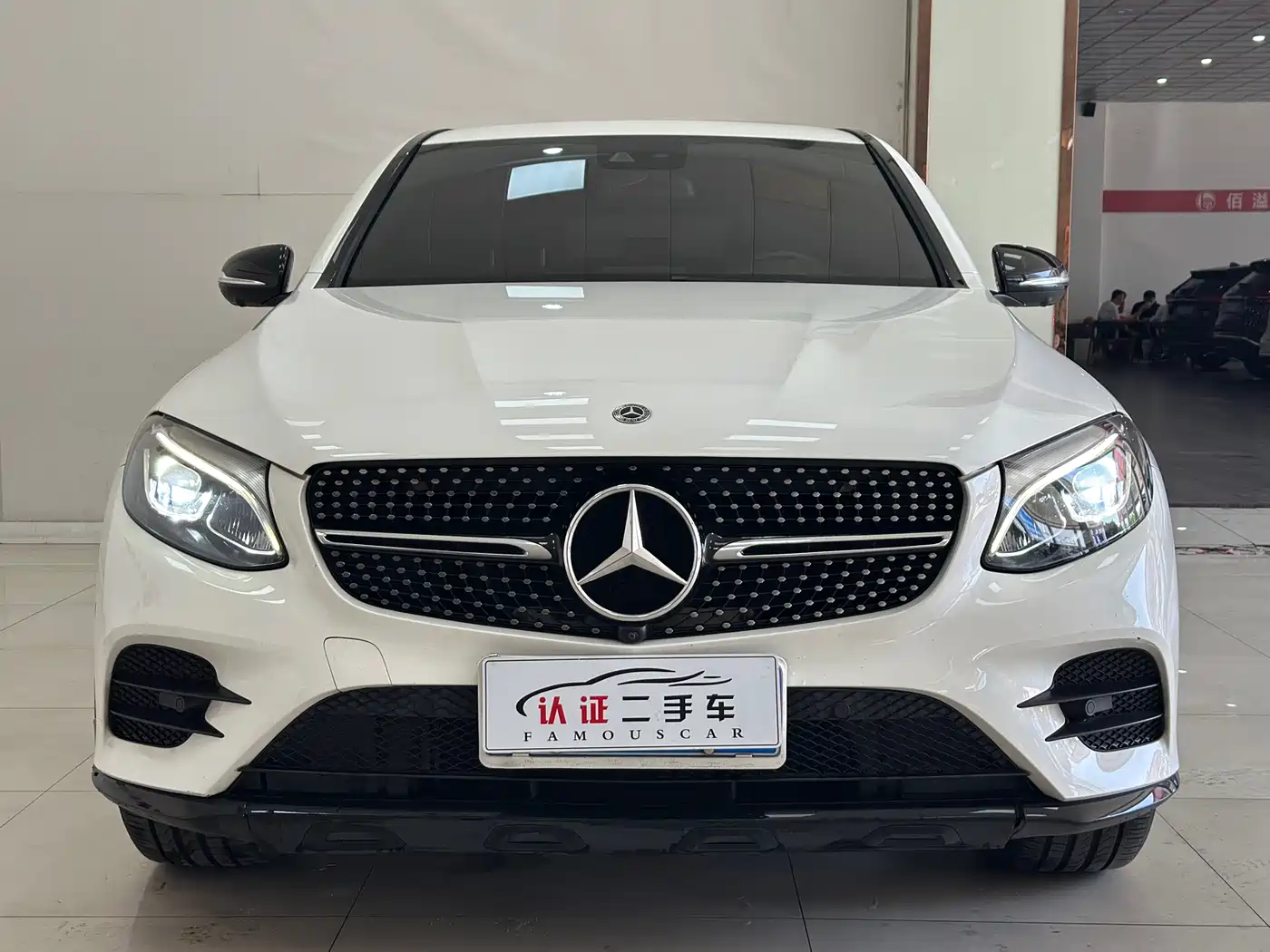 Mercedes-Benz GLC Coupe 2019 2019 GLC 260 4MATIC Coupe SUV