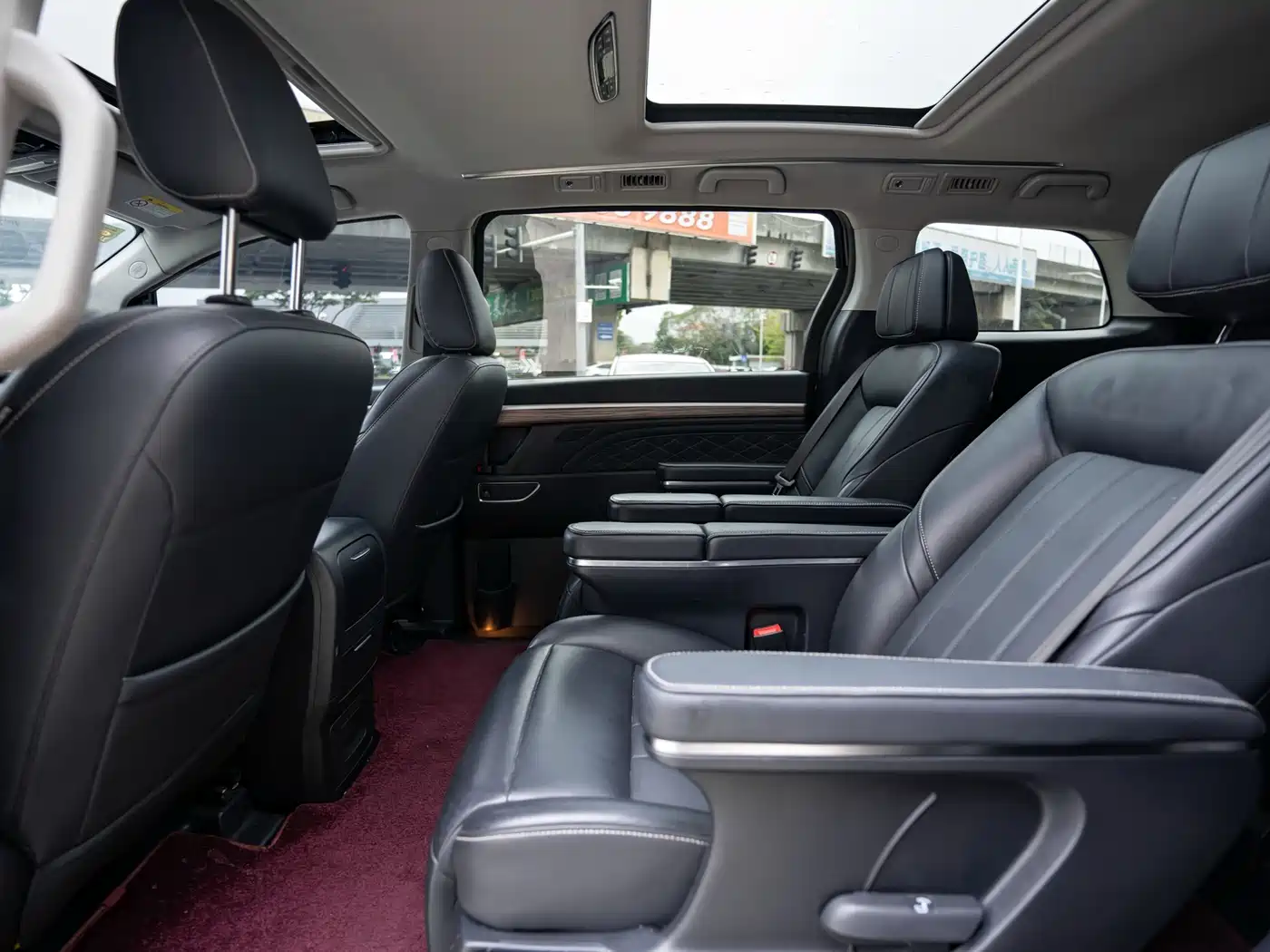 GAC Trumpchi Trumpchi M8 2018 320T Premium Edition фото 9