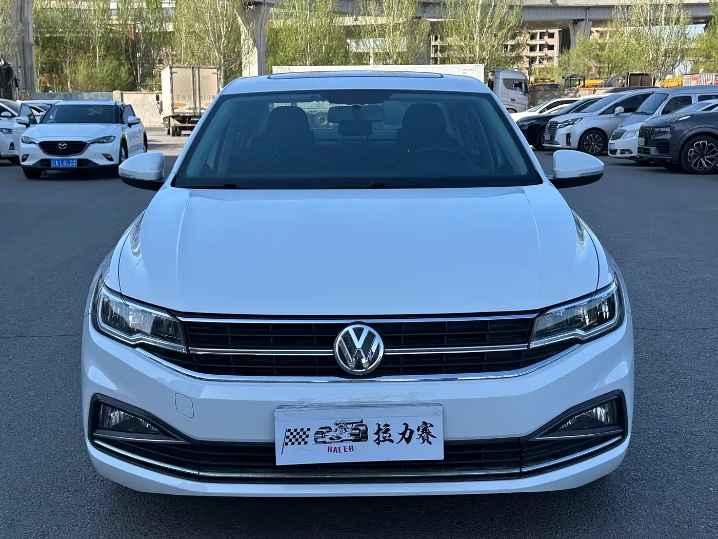 Volkswagen Bora 2019 1.5L Automatic Comfort Type фото 2