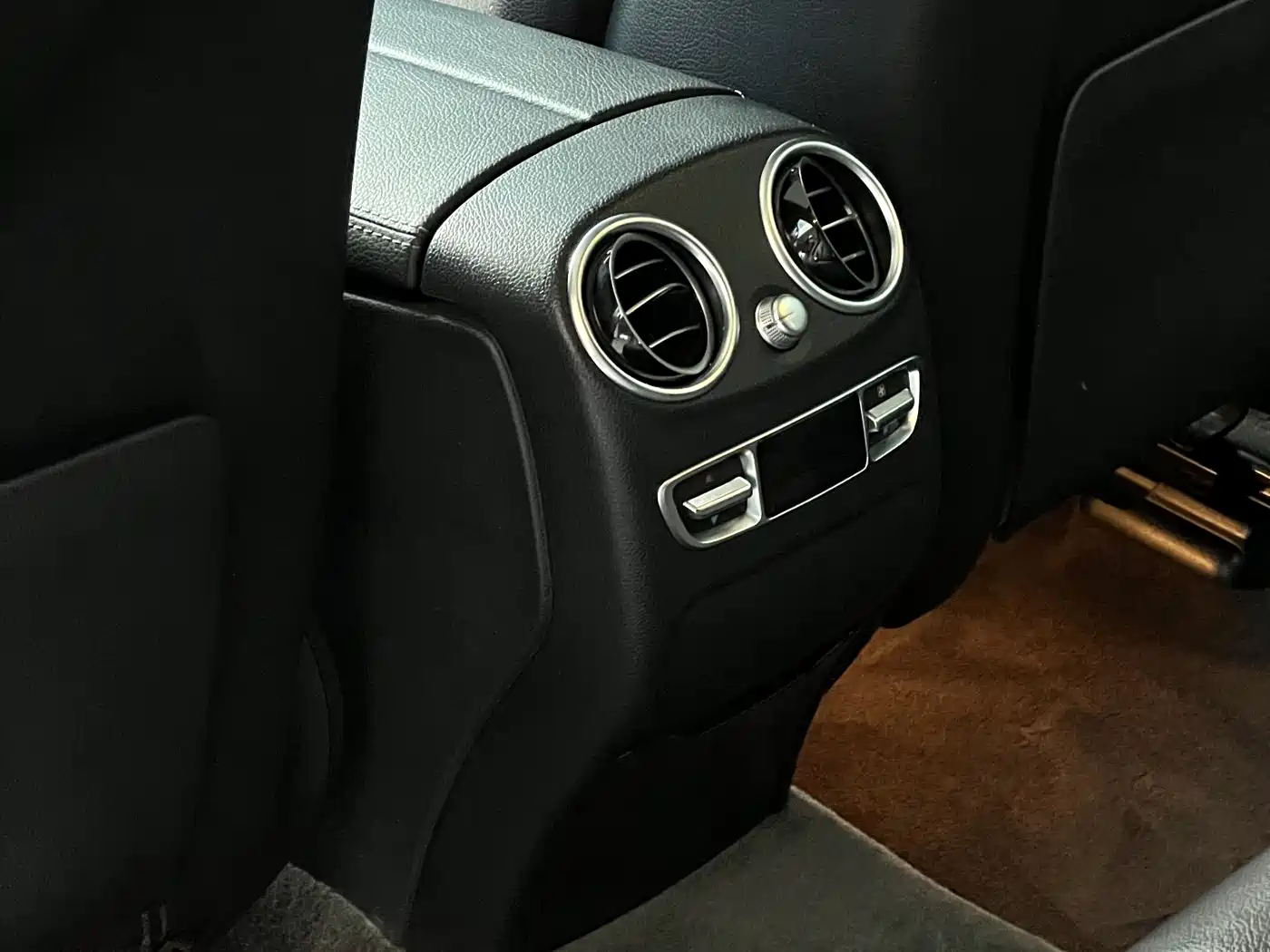 Mercedes-Benz GLC 2018 Facelift GLC 300 4MATIC Dynamic фото 13