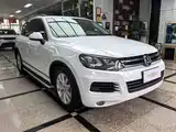 Фото 3 - Volkswagen Touareg