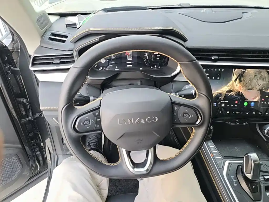 Lynk & Co 01 2025 2024 2.0TD 2WD Global Pro