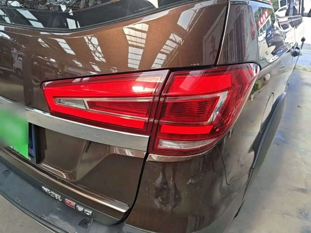 BAIC Weiwang BAW Weiwang M60 2018 2017 1.5L Manual Platinum Edition
