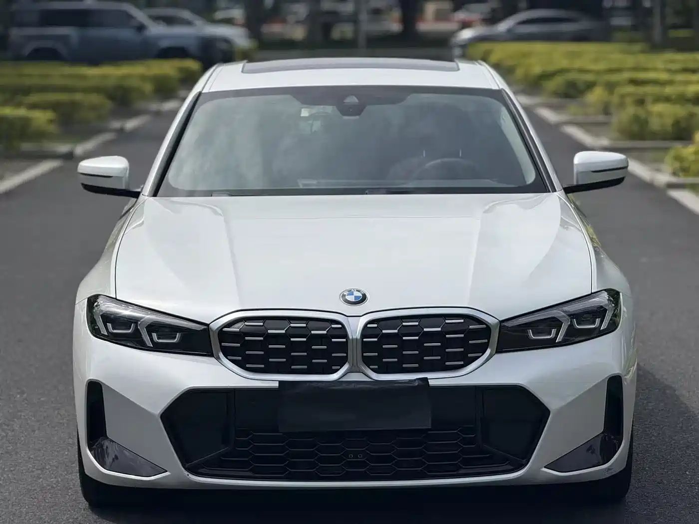 BMW 3 Series 2023 325Li M Sport Package фото 2