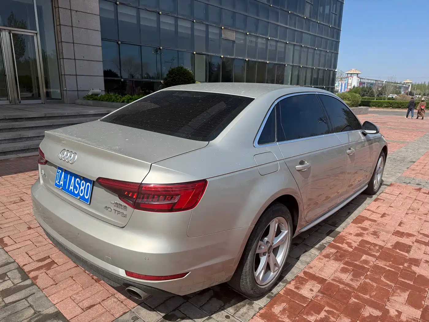 Audi A4L 2017 40 TFSI Progressive фото 5