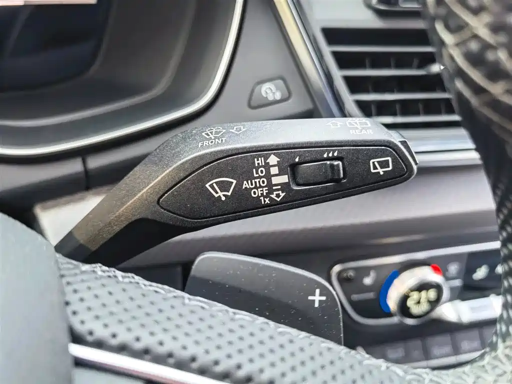 Audi Q5L Sportback 2022 45 TFSI Luxury фото 24