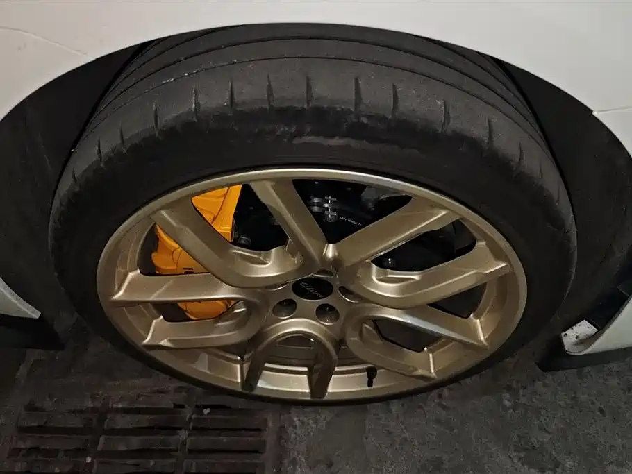 XIAOMI CAR XIAOMI SU7 ULTRA