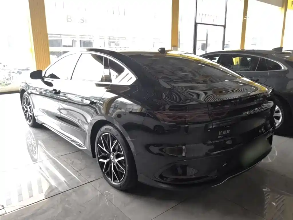 BYD Han 2024 EV Glory Edition 610KM AWD Celestial Eye Smart Driving фото 5