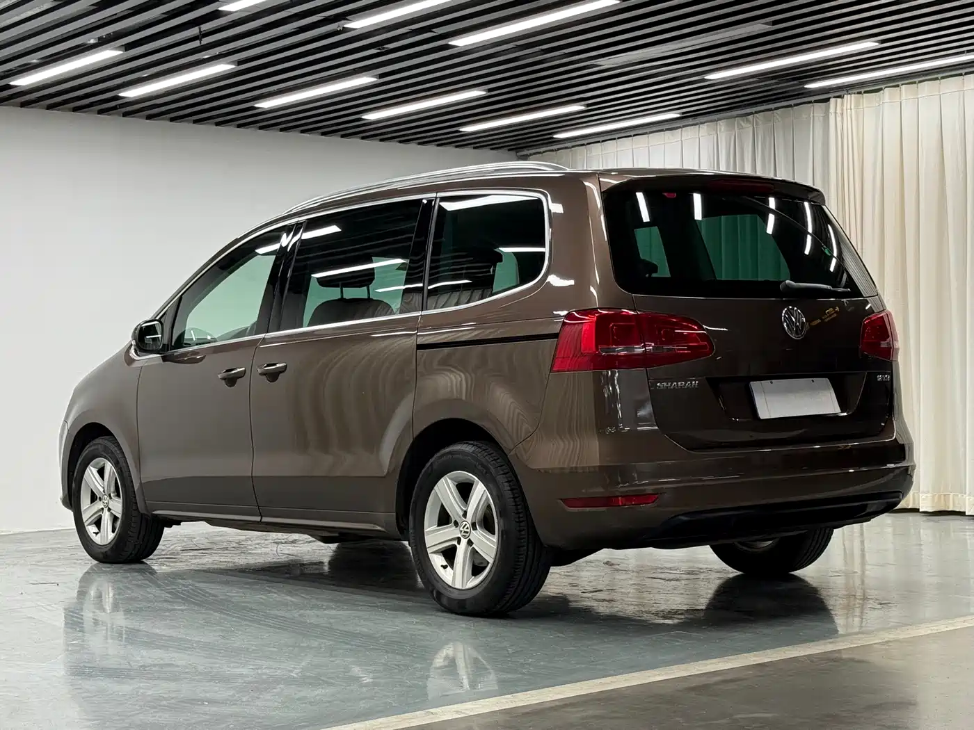 Volkswagen Sharan 2013 1.8TSI Comfort фото 22