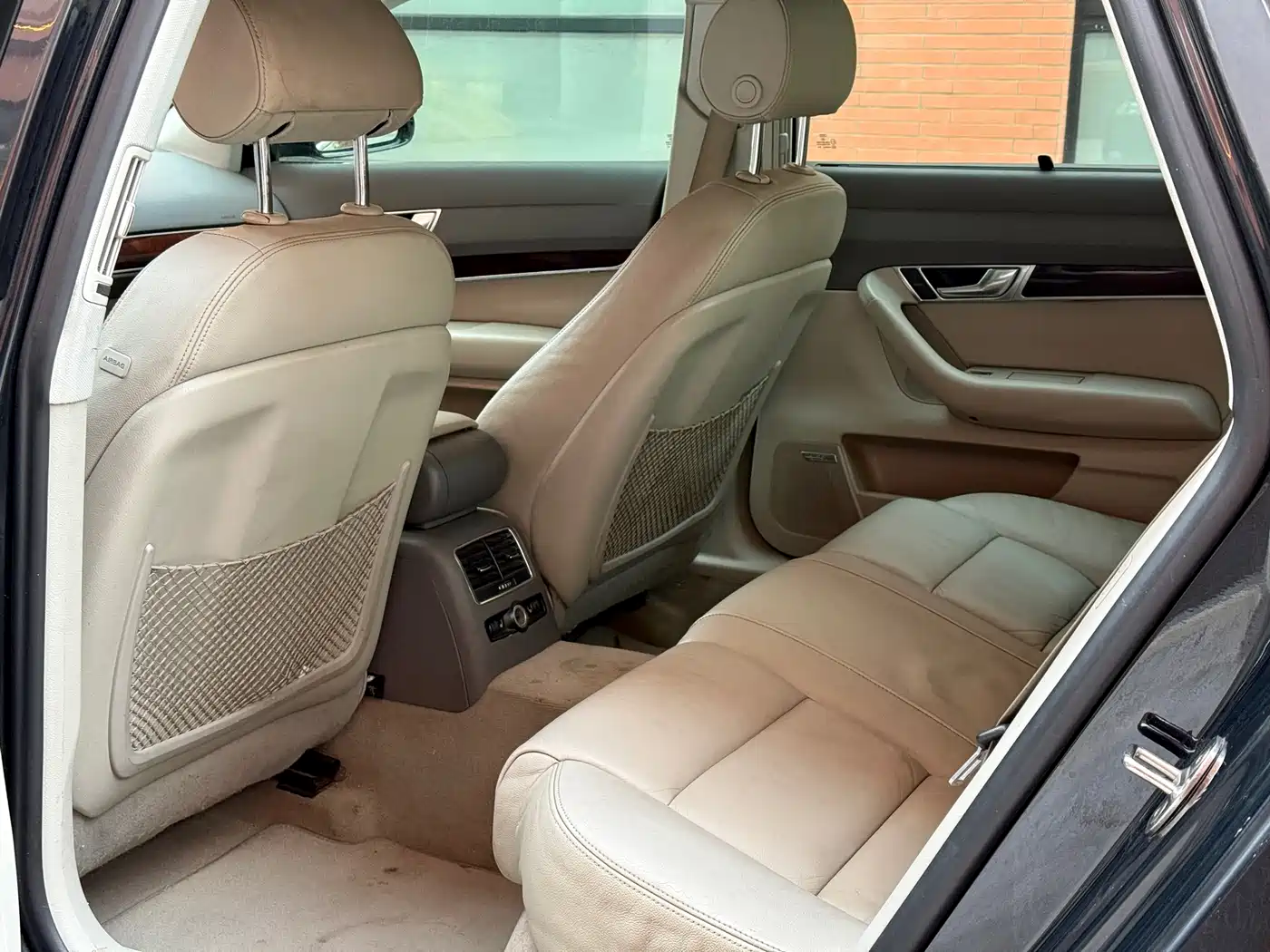 Audi A6L 2011 Model 2.8 FSI Comfort фото 9