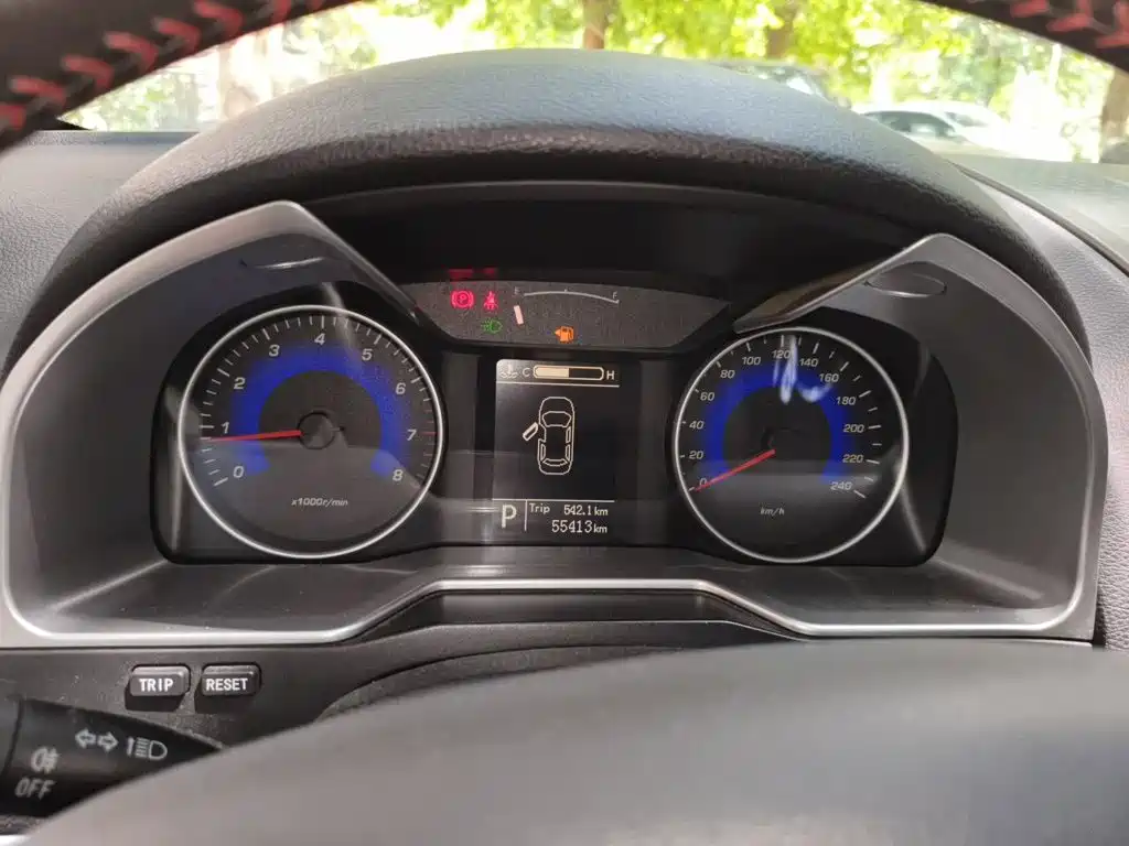 Geely Emgrand 2015 2015 Sedan 1.3T CVT Upward Edition