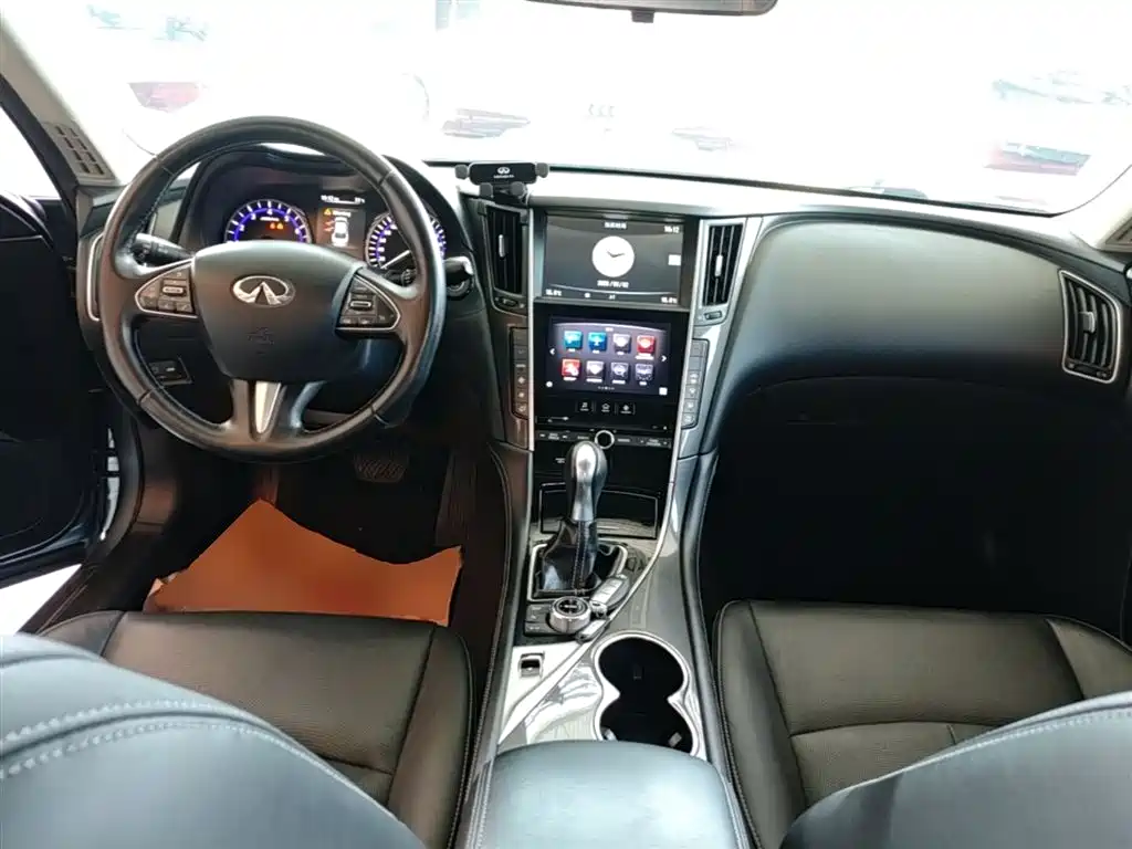 Infiniti Q50 2015 2014 2.0T Comfort Edition