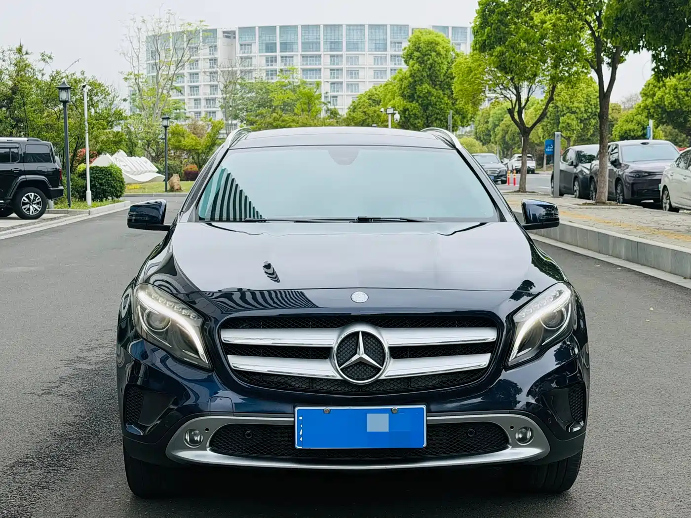 Mercedes-Benz GLA 2016 GLA 220 4MATIC Fashion