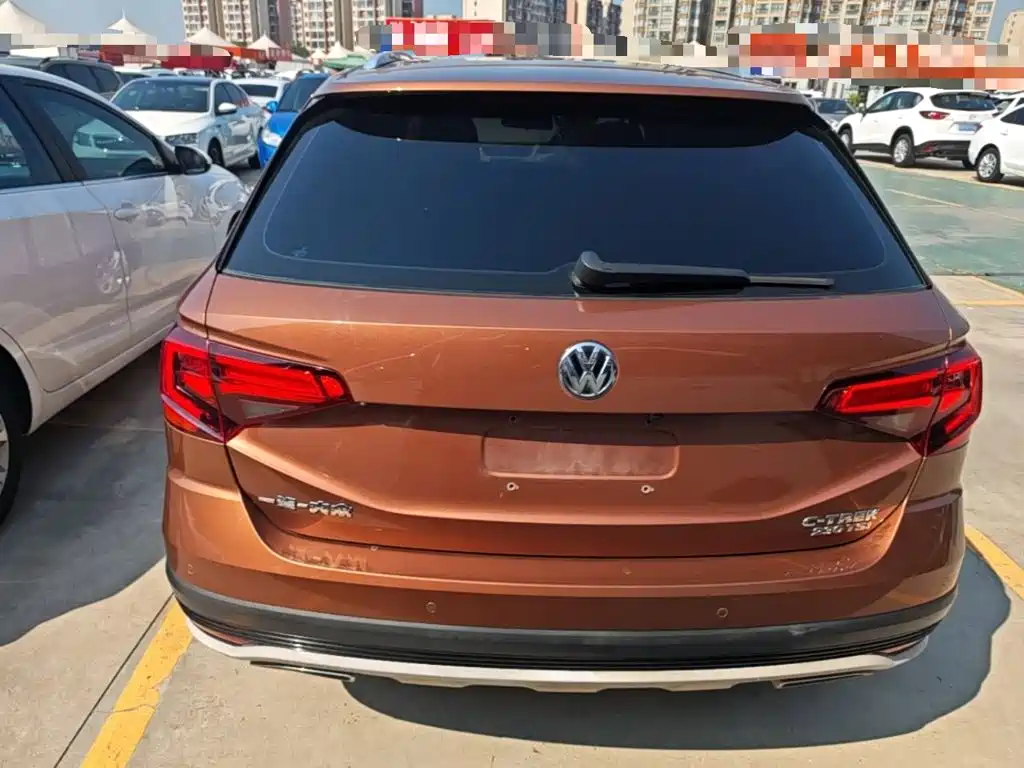 Volkswagen C-TREK 2017 2017 230TSI Manual Comfort