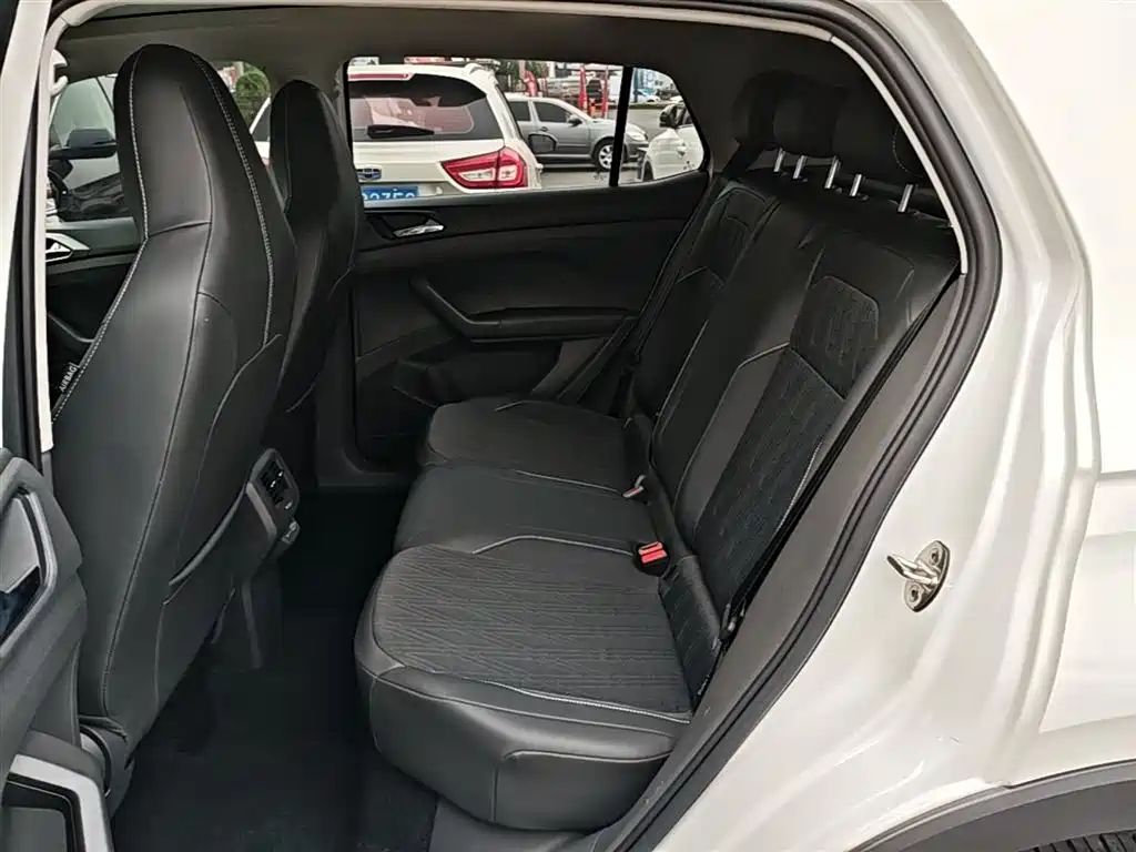 VOLKSWAGEN TU KAI