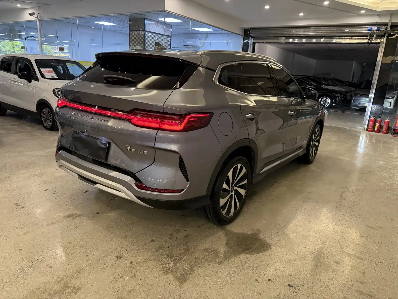 Photo 7 - BYD Song PLUS PHEV