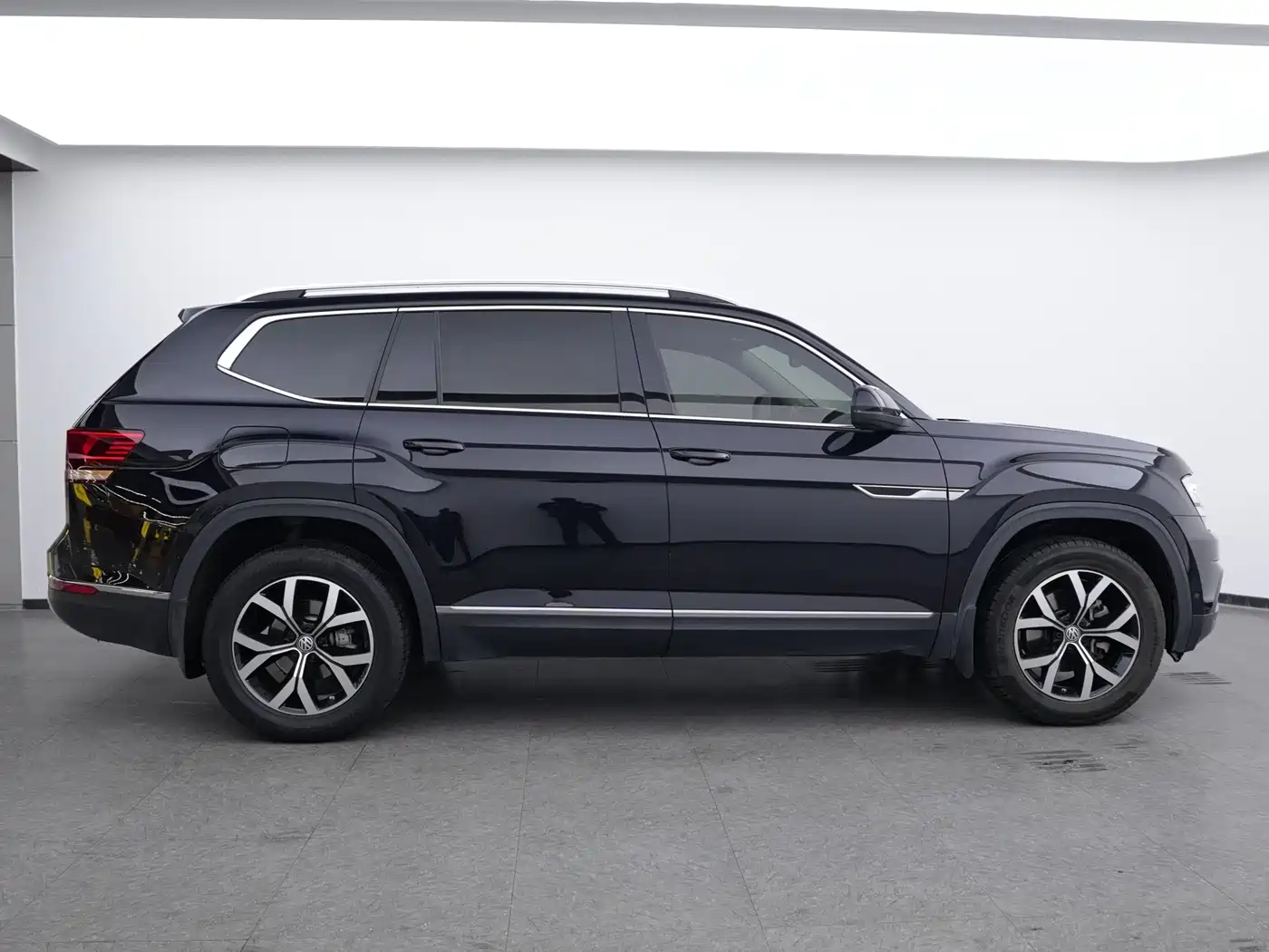 Volkswagen Teramont 2019 330TSI 2WD Luxury China VI фото 21