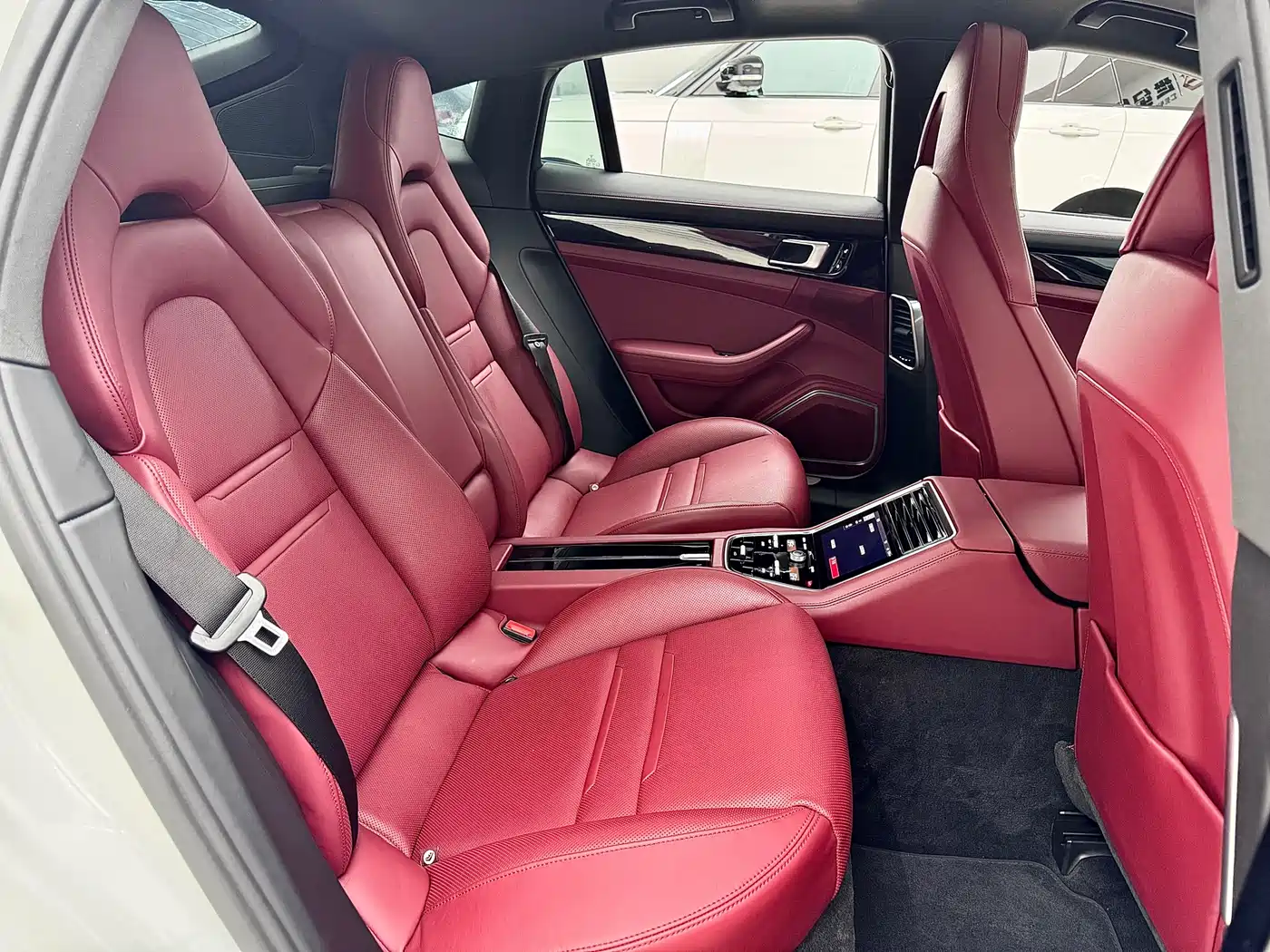 Porsche Panamera 2017 Panamera 3.0T фото 16