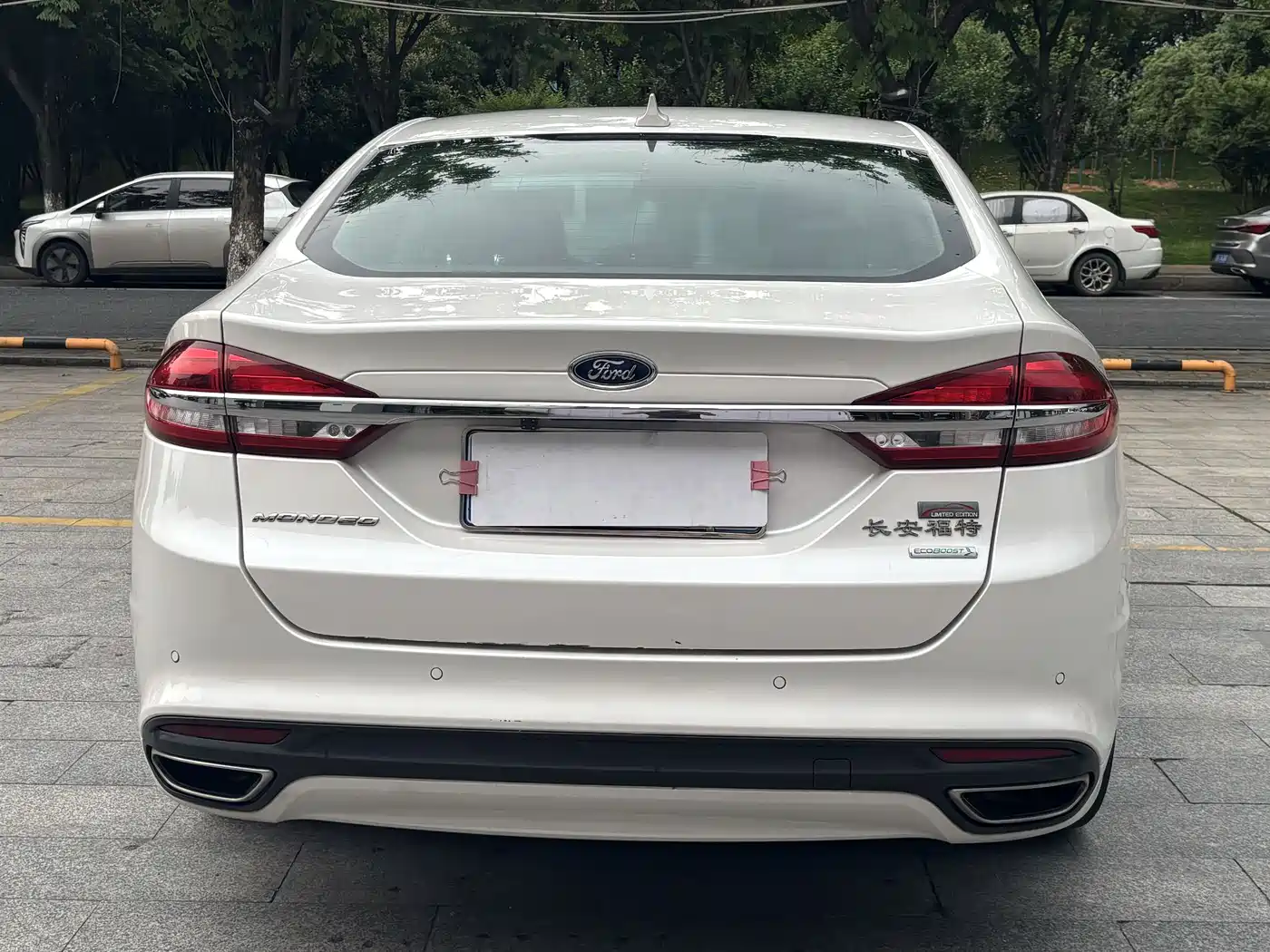 FORD MONDEO
