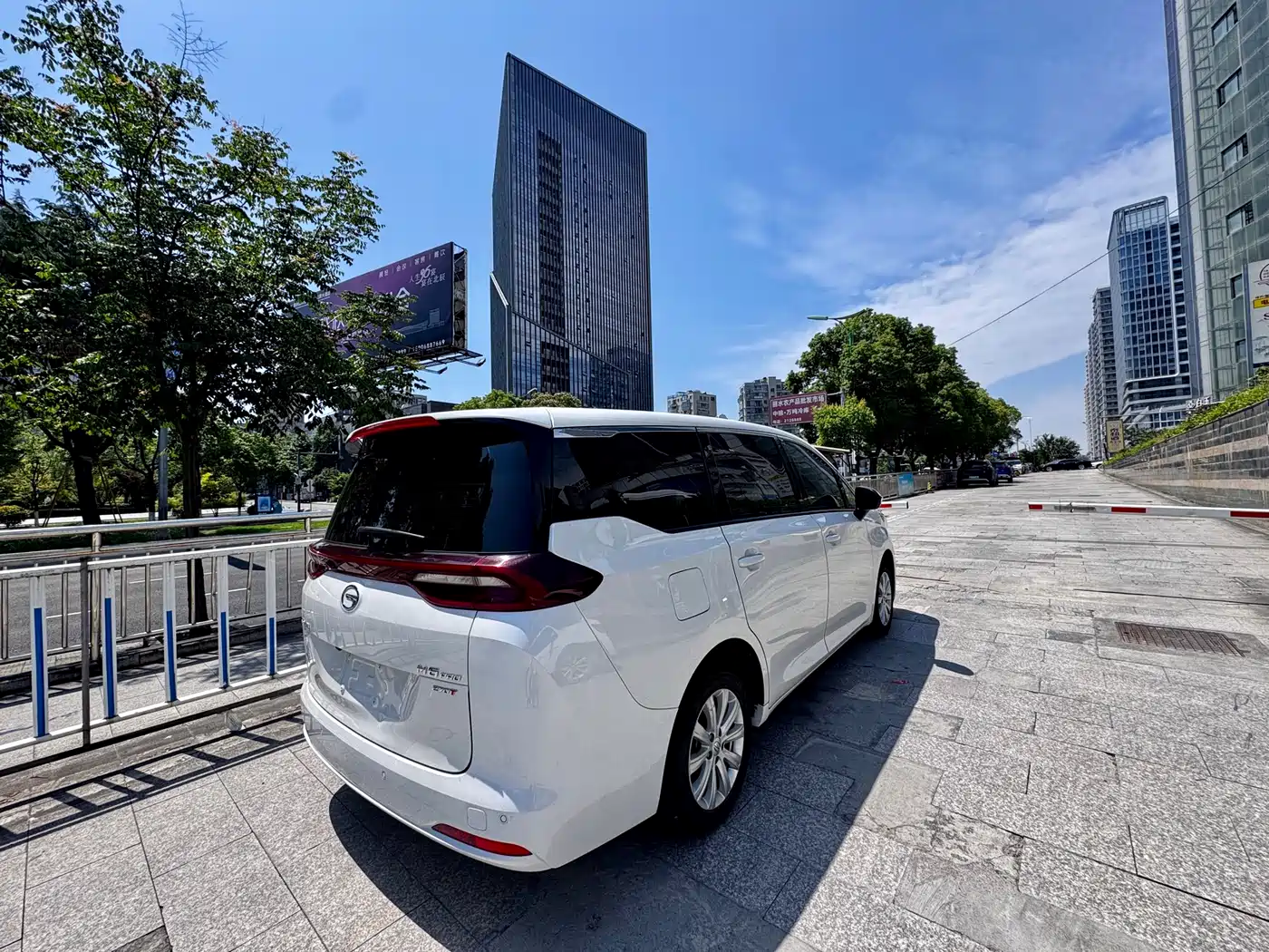 GAC Trumpchi Trumpchi M6 2024 MAX 270T WDCT Honor Edition фото 11